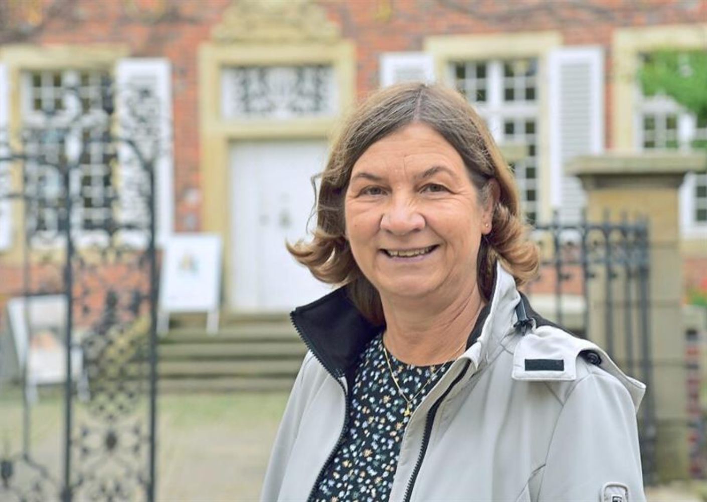 Seit gut fünf Jahren engagiert sich Dr. Andrea Quadt-Hallmann ehrenamtlich in der Kommunalpolitik. Die 60-jährige Nottulnerin gehört der CDU an und stellt sich auch in den Sozialen Medien kritischen Diskussionen.