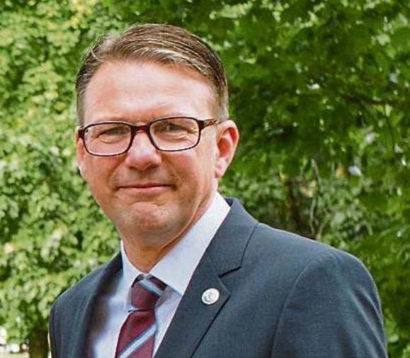 Tilbeck-Geschäftsführer Thomas Kronenfeld macht sich Sorgen um sei- ne Bewohner, da sich Windkraftanlagen negativ auf das Befinden der Menschen mit Handicap auswirken könnten