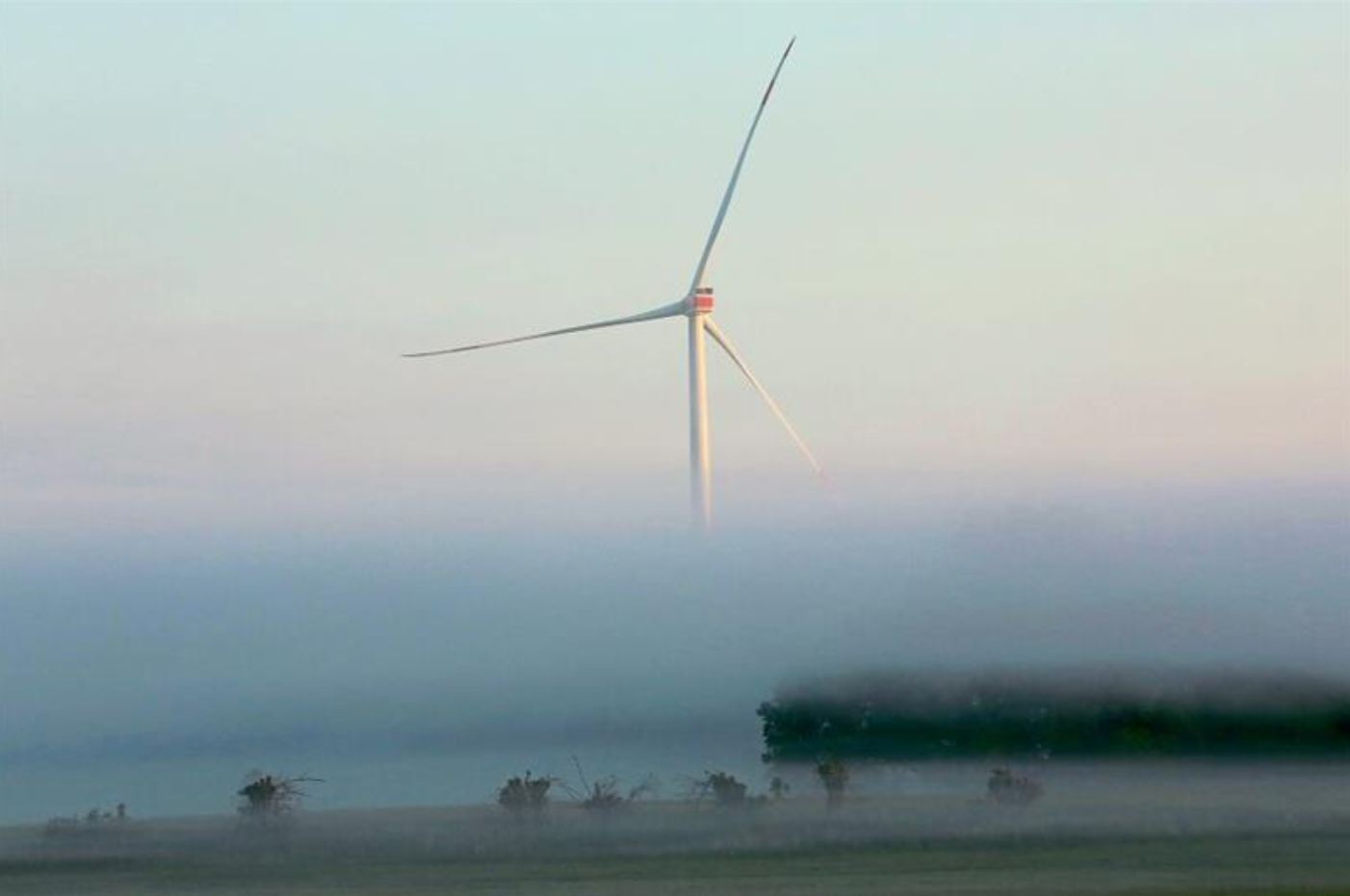 Windräder dürfen in NRW künftig nur noch auf den Flächen errichtet werden, die in den sechs Regionalplänen ausgewiesen worden sind.