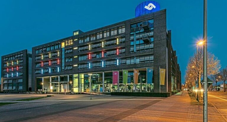 Unternehmenssitz der Stadtwerke am Hafenplatz